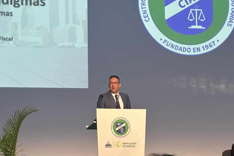 Diretor da DPF César Furquim apresenta o CMO